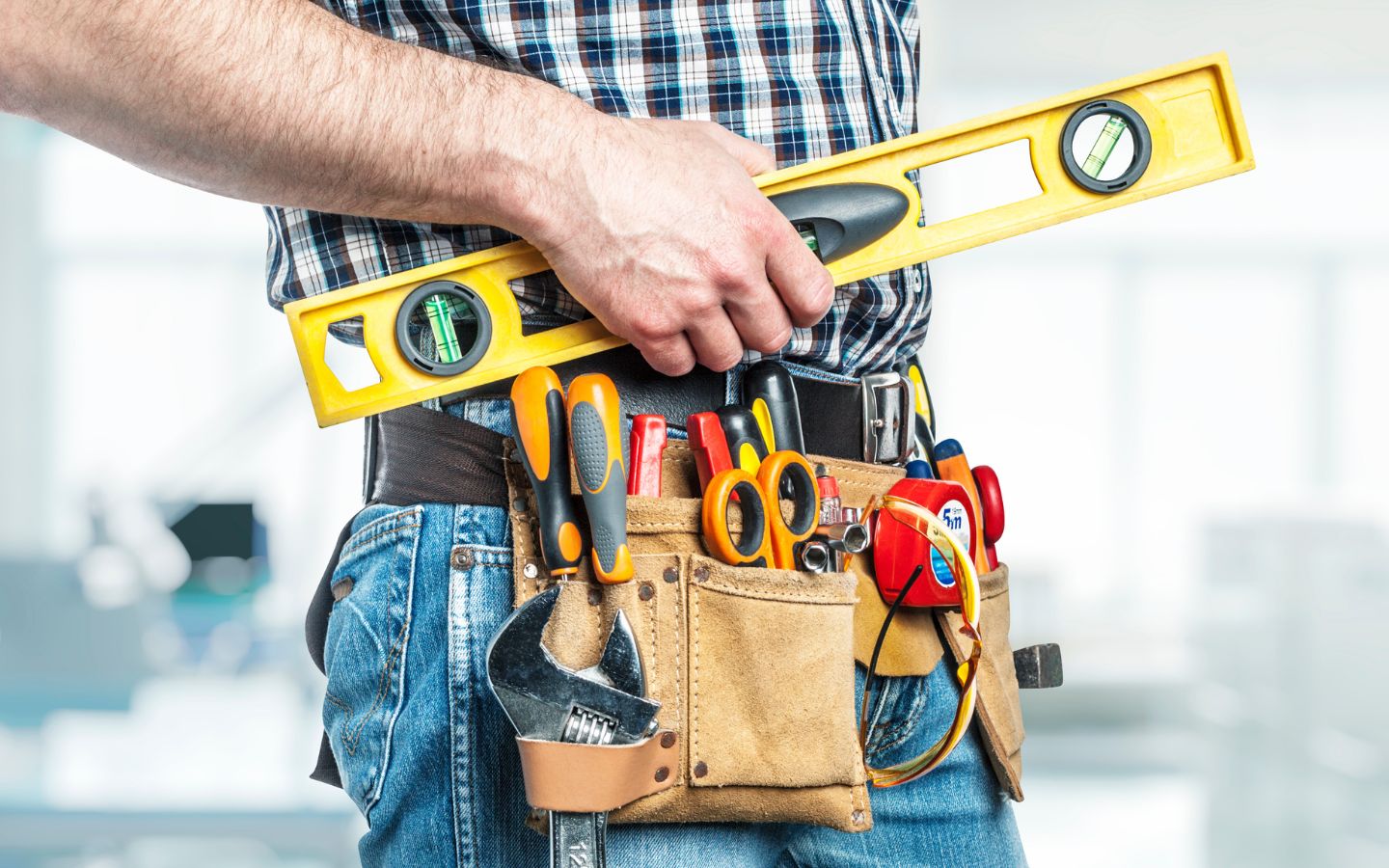 handyman with spirit level indian river mi